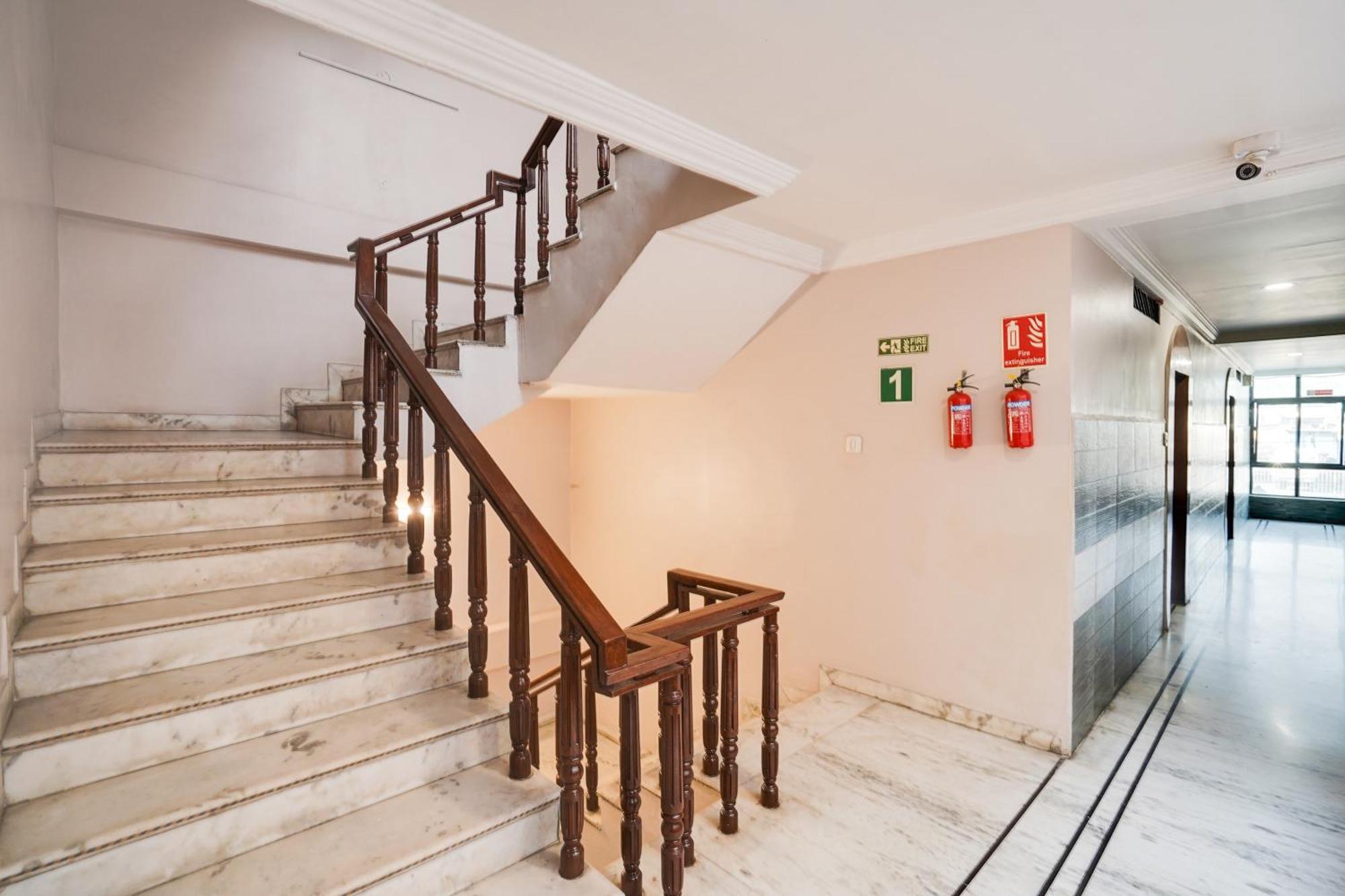 Super Hotel O Pithampur Formerly Ganga Residency Akolia المظهر الخارجي الصورة